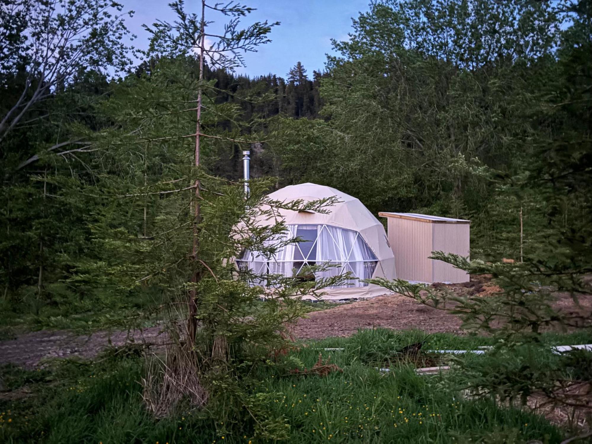 Takahuri Glamping Domes 旺格努伊 外观 照片